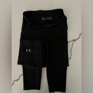 Women’s black leggings